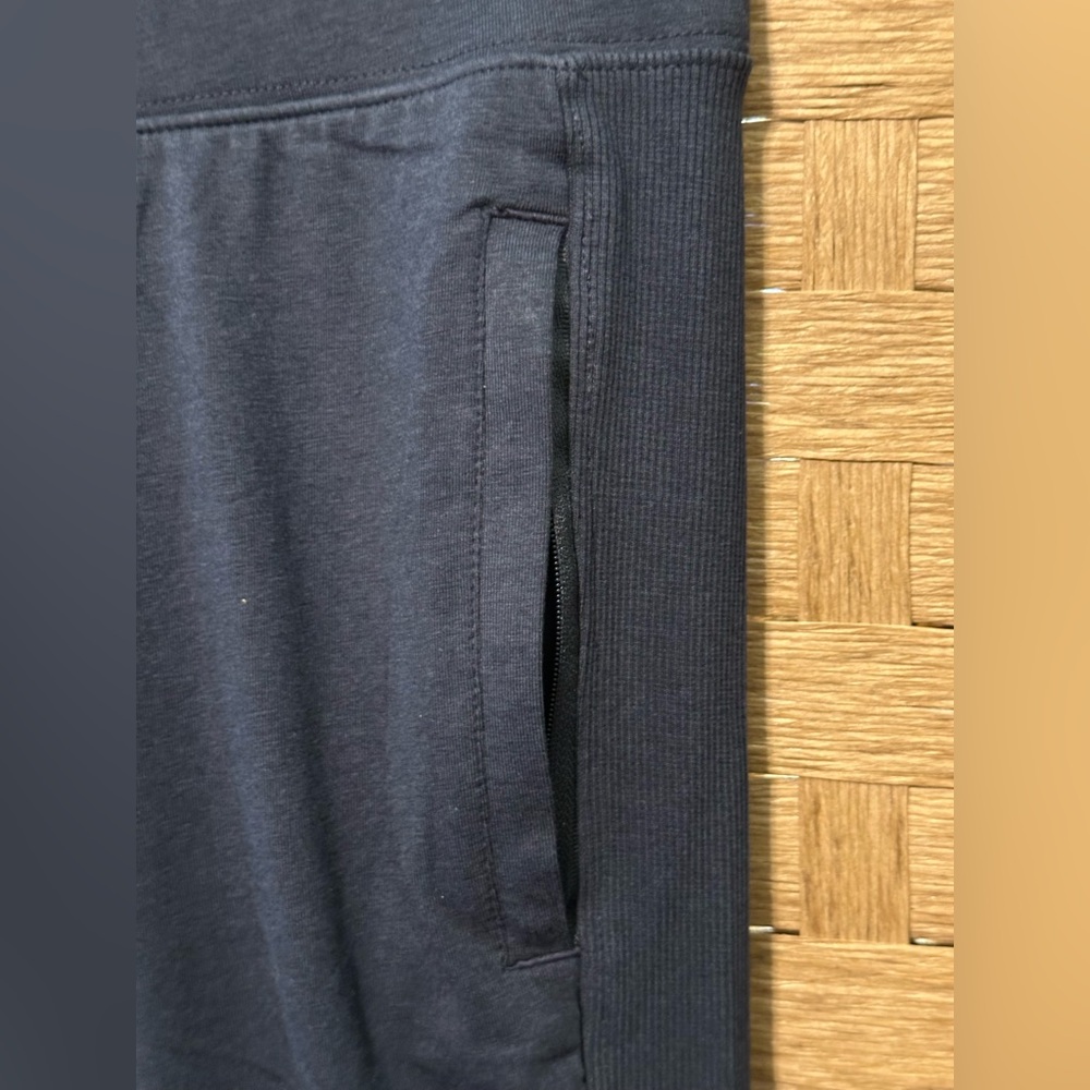 NWT Tasc Women’s Nola Pant Navy Size Medium - Picture 3 of 9